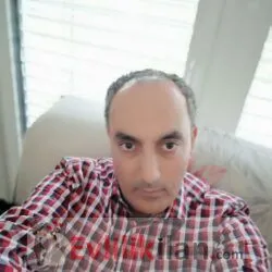 Bekarim sevilmek istiyorum